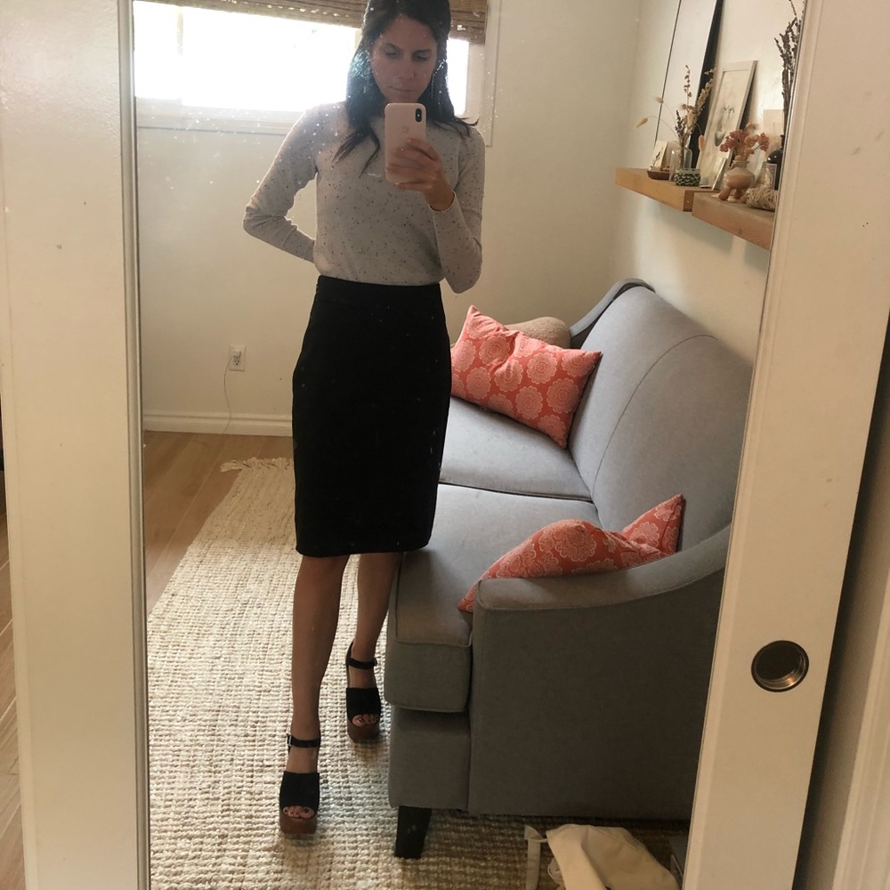 Black pencil skirt